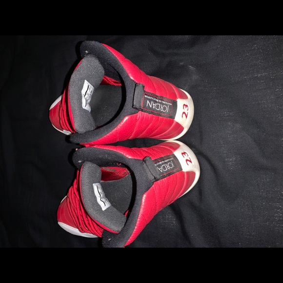 Jordan 12’s Gym Red Size 10 - Picture 5 of 5